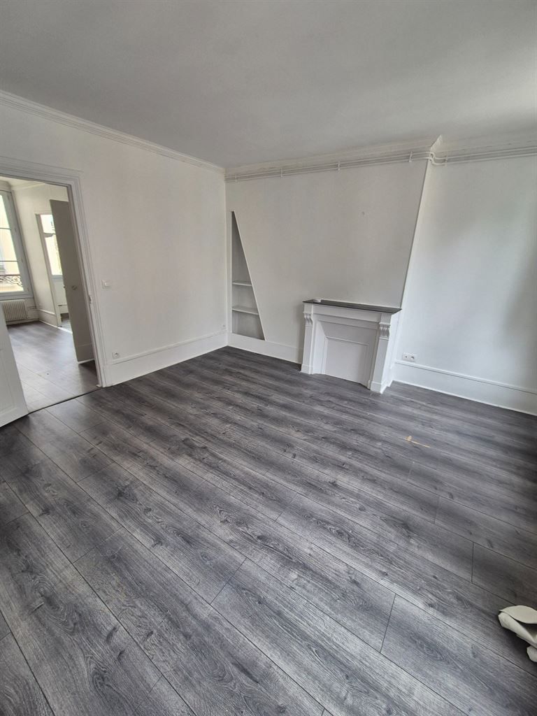 appartement 2 pièces en vente sur LEVALLOIS PERRET (92300)