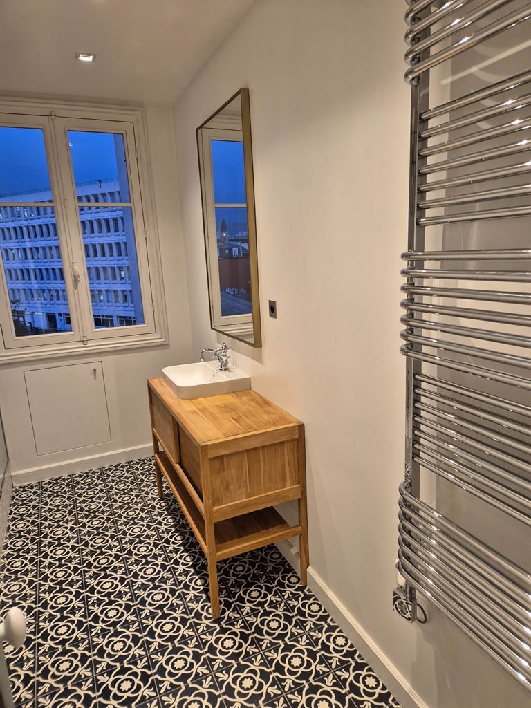 appartement 2 pièces en location sur MONTREUIL (93100)