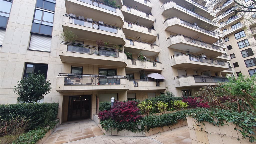 Location Appartement Levallois-Perret 92300 Métro Pont de Levallois