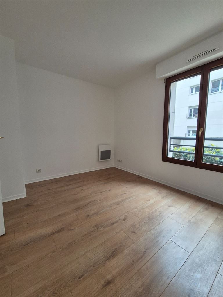 appartement 2 pièces en location sur LEVALLOIS PERRET (92300)