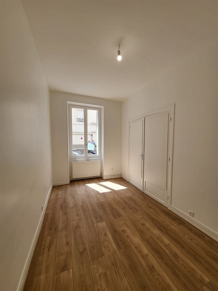 appartement 2 pièces en vente sur LEVALLOIS PERRET (92300)
